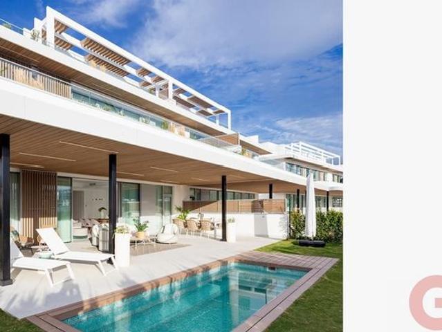 Piso exclusivo de 149 m2 en venta en Marbella, Andalucía