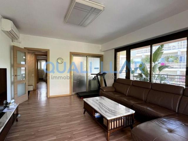 Piso exclusivo de 157 m2 en venta en San Feliú de Llobregat, España
