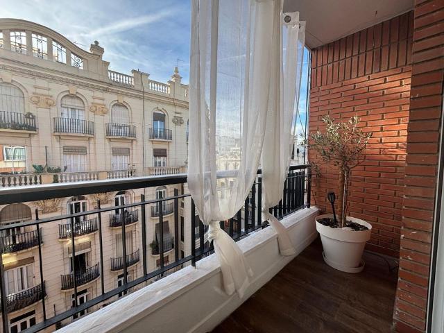 Piso exclusivo de 159 m2 en alquiler en Valencia, Comunidad Valenciana