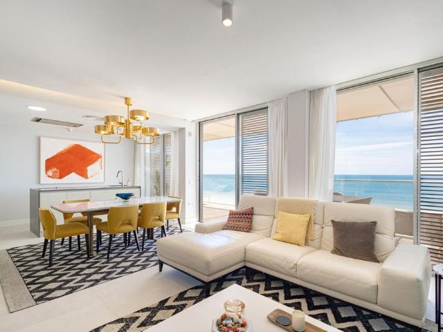 Piso exclusivo de 161 m2 en venta en Estepona, España