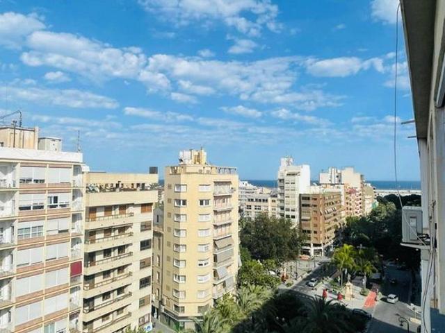 Piso exclusivo de 170 m2 en alquiler en Alicante, Comunidad Valenciana