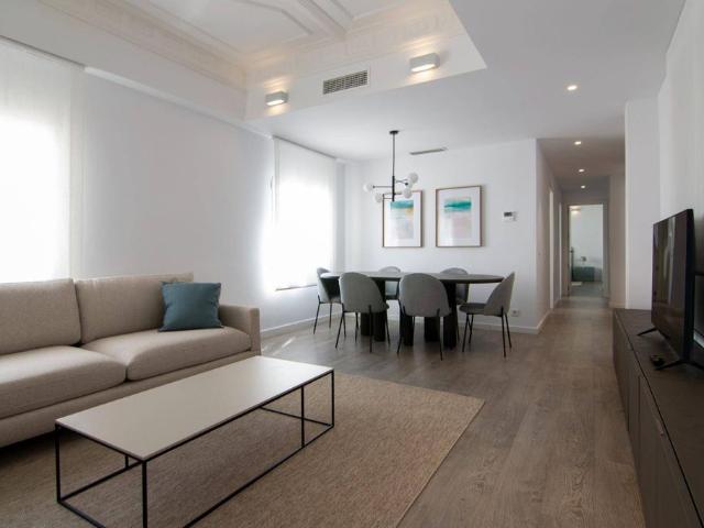 Piso exclusivo de 170 m2 en alquiler en Valencia, Comunidad Valenciana