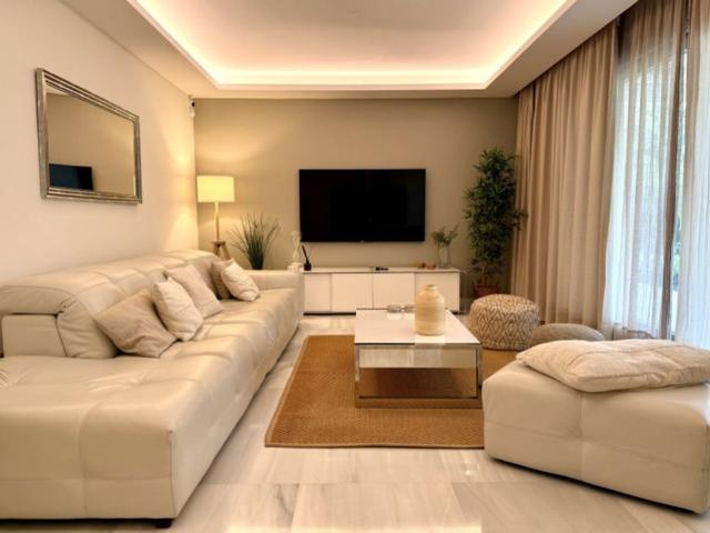 Piso de alto standing de 172 m2 en venta en Marbella, España