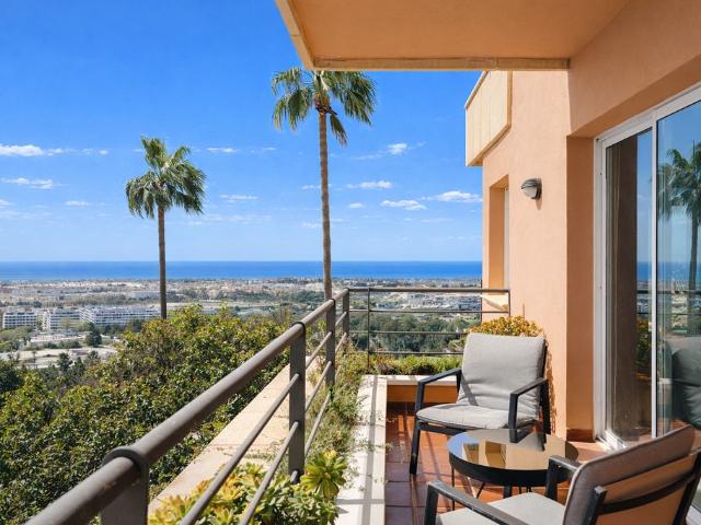 Piso exclusivo de 179 m2 en venta en Nueva Andalucia, Andalucía