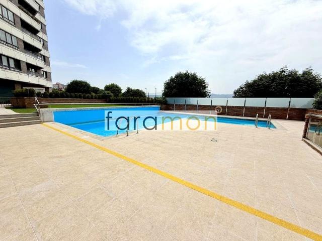 Piso exclusivo de 185 m2 en alquiler en Vigo, España