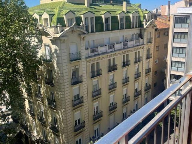 Piso exclusivo de 190 m2 en alquiler en Granada, España