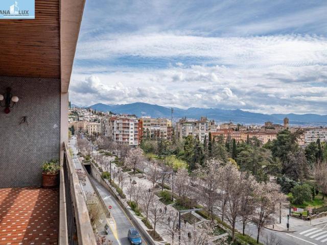 Piso exclusivo de 203 m2 en venta en Granada, Andalucía