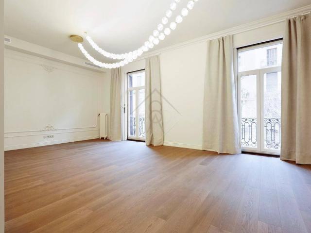 Piso exclusivo de 220 m2 en venta en Barcelona, Cataluña