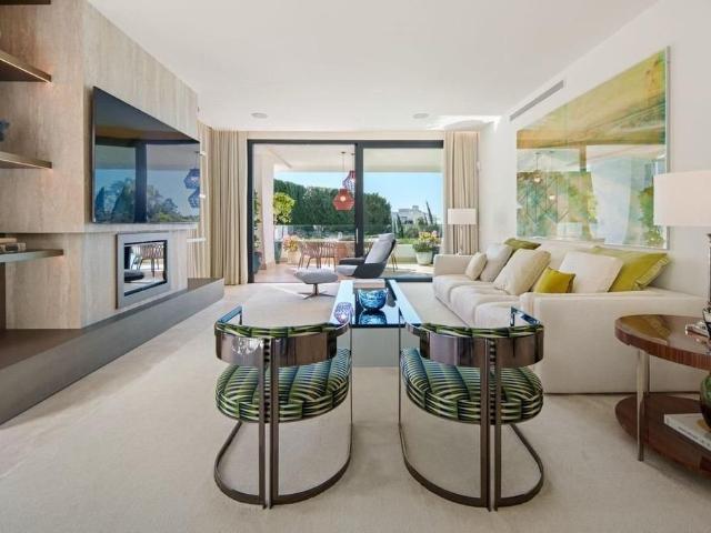 Piso exclusivo de 240 m2 en venta en Marbella, España
