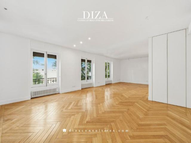Piso exclusivo de 278 m2 en alquiler en Madrid, Comunidad de Madrid
