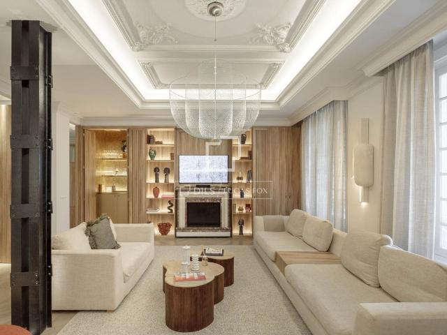 Piso de alto standing de 285 m2 en alquiler en Madrid, Comunidad de Madrid