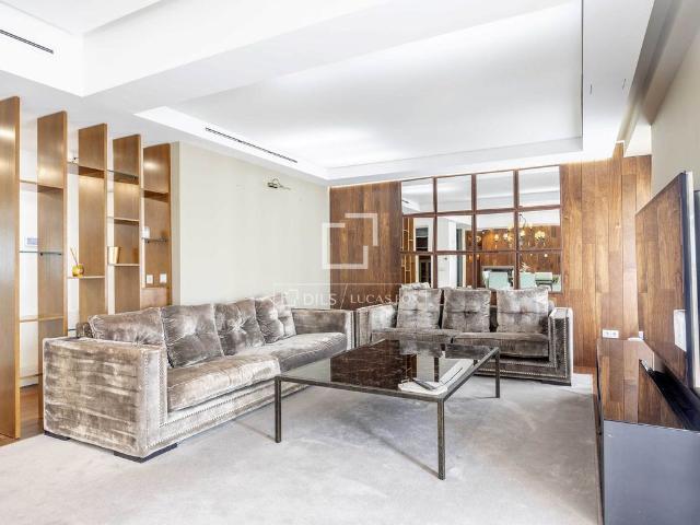 Piso de lujo de 294 m2 en alquiler en Valencia, España