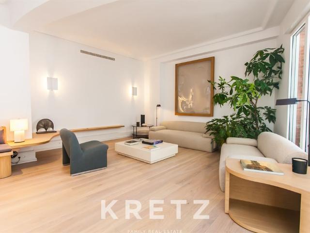 Piso exclusivo de 305 m2 en venta en Madrid, España