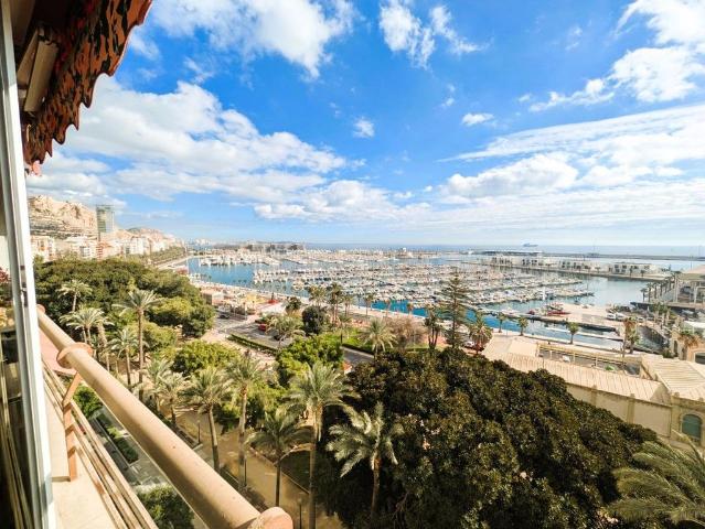 Piso exclusivo en venta en Alicante, Comunidad Valenciana