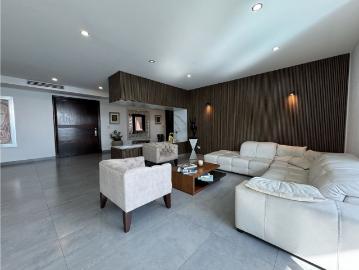 Piso exclusivo en venta en Ciudad de Panamá, 130752 LuxuryEstate. Com