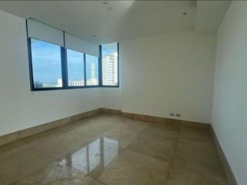 Piso exclusivo en venta en Ciudad de Panamá, 131156 LuxuryEstate. Com