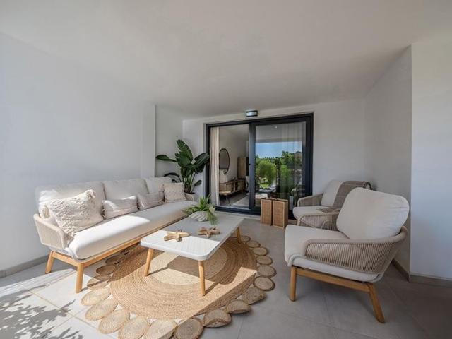 Piso exclusivo en venta en Estepona, Andalucía
