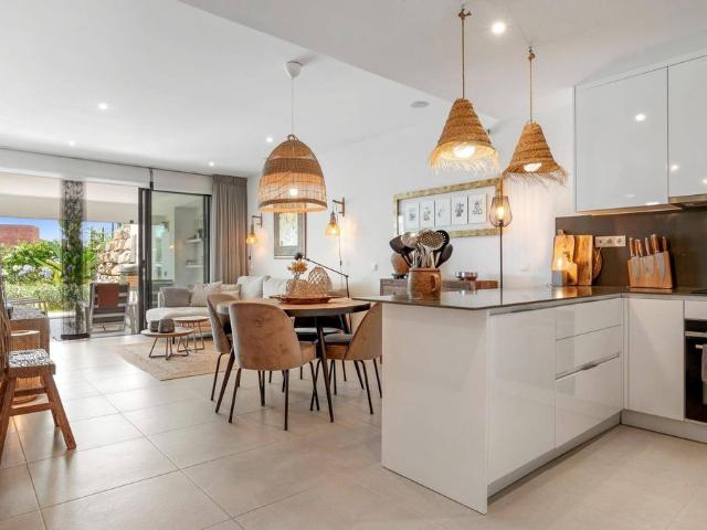 Piso exclusivo en venta en Estepona, España