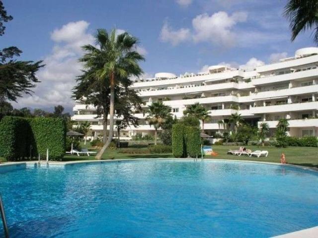 Piso exclusivo en venta en Estepona, España