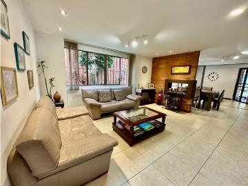 Piso exclusivo en venta en La Estrella, Colombia