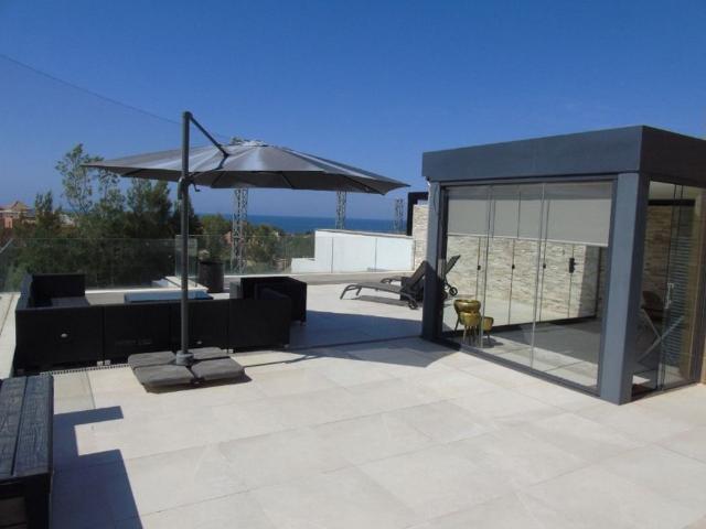 Piso exclusivo en venta en Marbesa, Marbella, Málaga, Andalucía