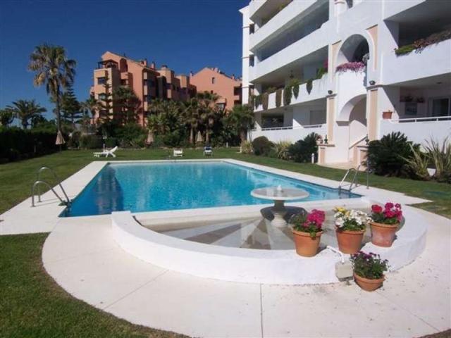 Piso exclusivo en venta en Puerto Banús, Andalucía
