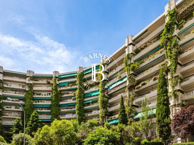 Piso exterior de lujo en el emblemático Edificio Princesa —. 243m² Madrid