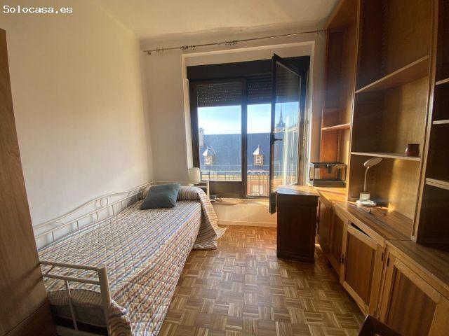 Piso exterior de 5 dormitorios en alquiler para grupo