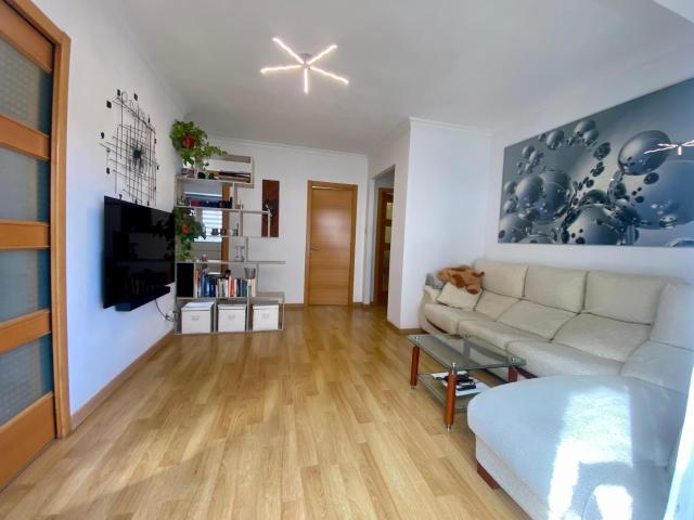 Piso exterior en venta junto a los Jardines del Turia – Zona Campanar Tendetes