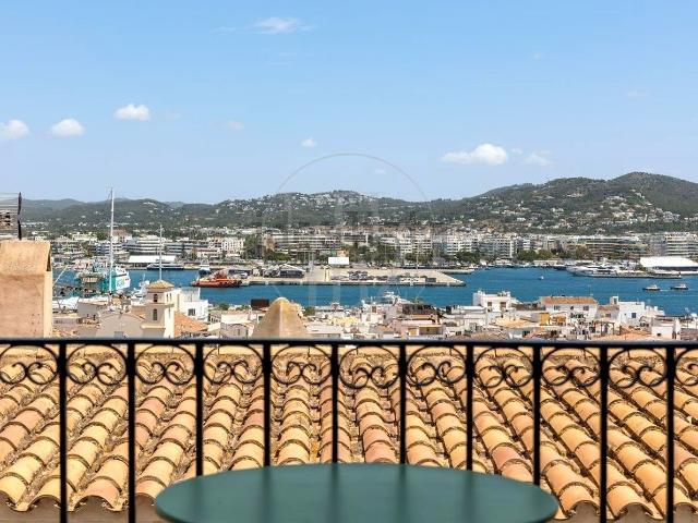 Piso, Eivissa