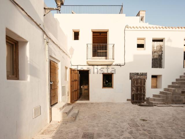 Piso, Eivissa