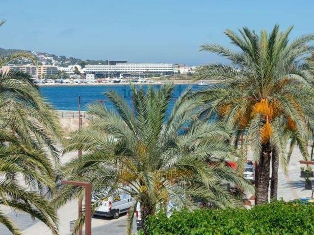 Piso, Eivissa