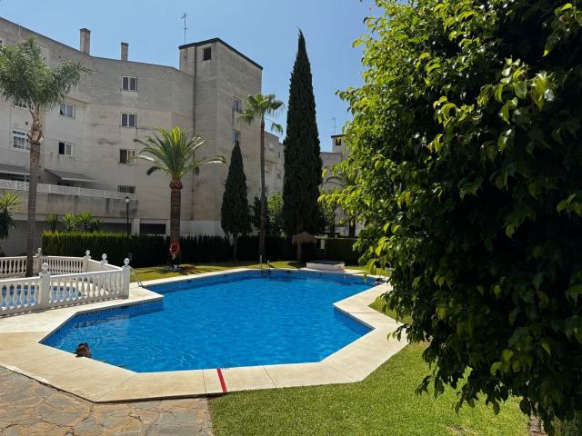 Piso, El Consul El Romeral, Málaga