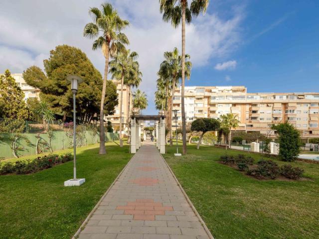 Piso, El Consul El Romeral, Málaga