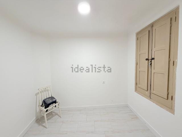 Piso, Elda