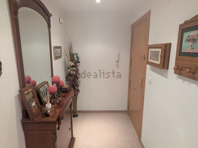 Piso, Elda