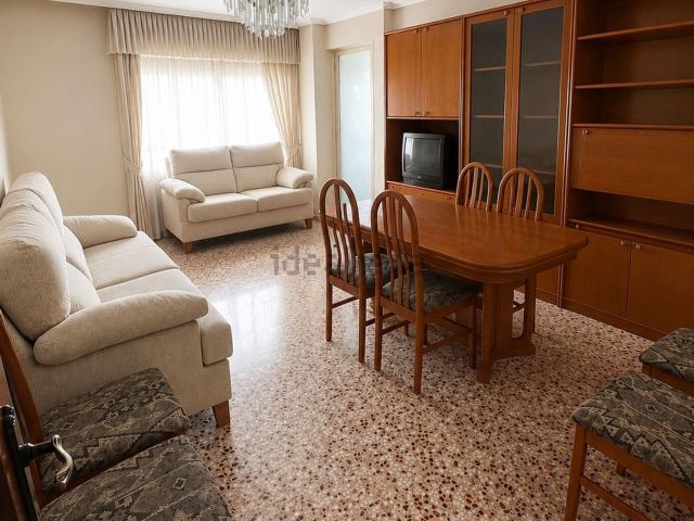 Piso, Elda