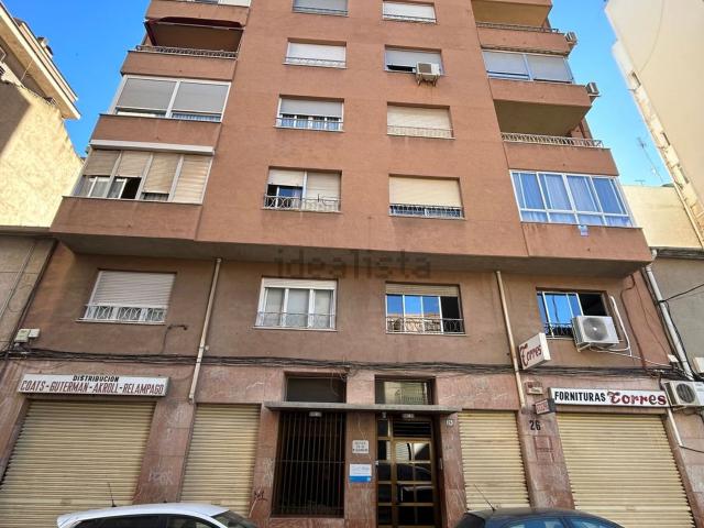 Piso, Elda