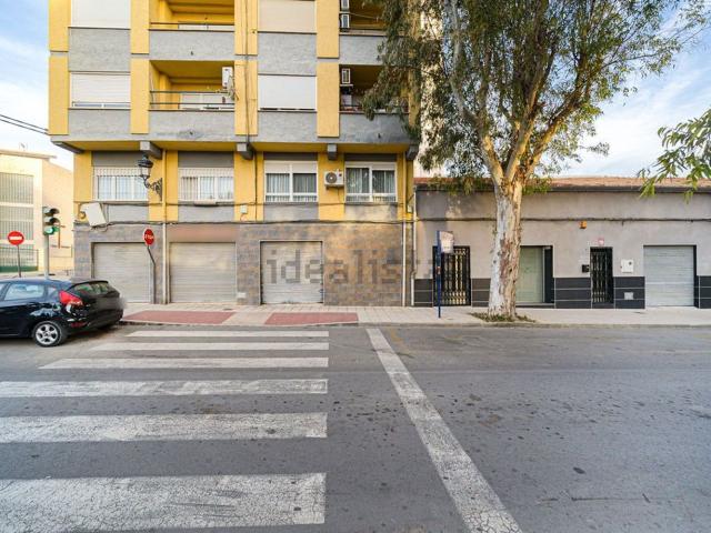Piso, Elda