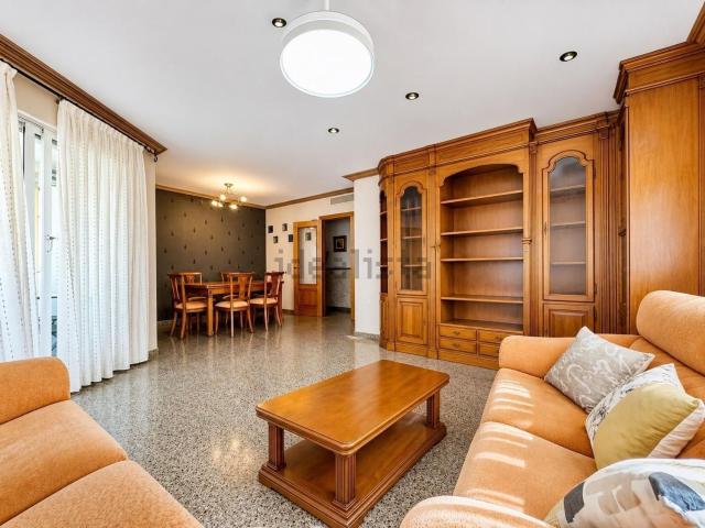 Piso, Elda