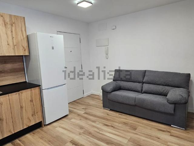 Piso, Elda