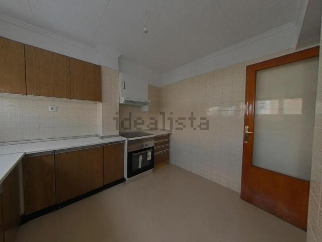 Piso, Elda