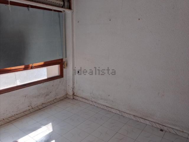 Piso, Elda