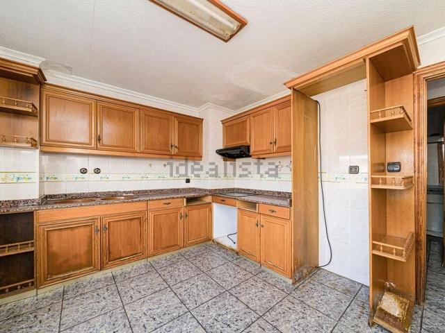 Piso, Elda