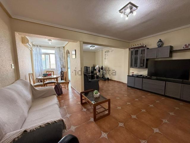 Piso, Elda