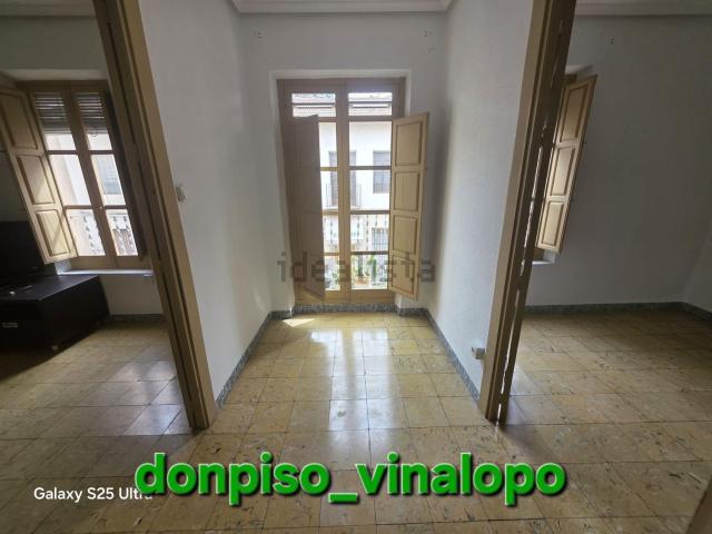 Piso, Elda