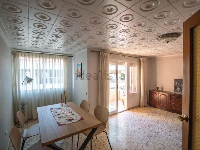 Piso, Elda