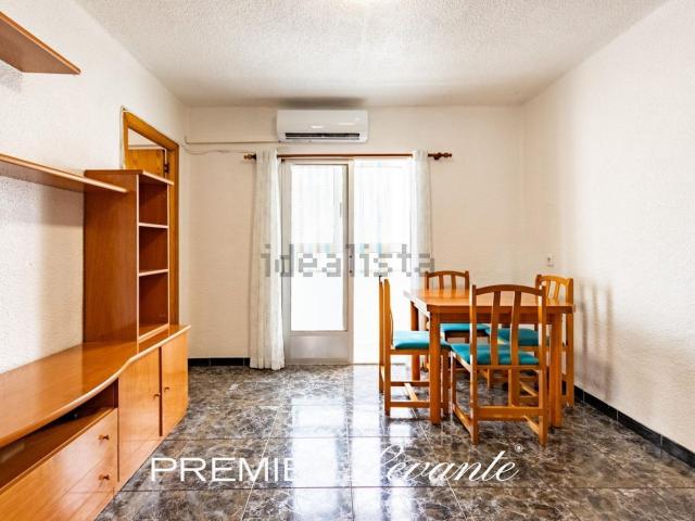 Piso, Elda