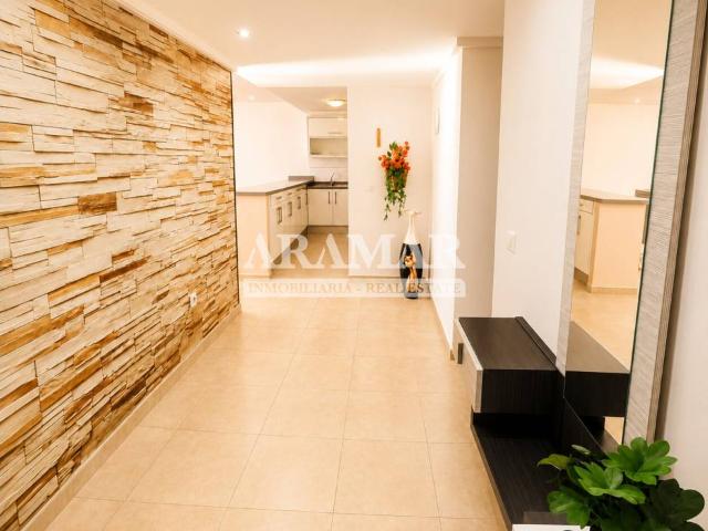 Piso elegante, moderno y amplio listo para entrar a vivir!