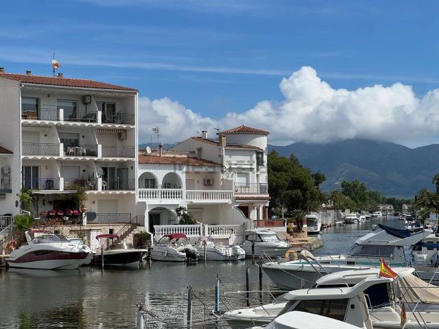 Piso, Empuriabrava